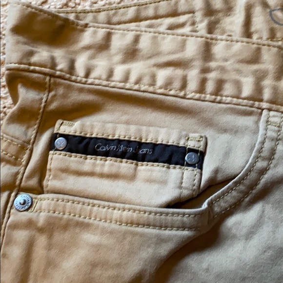 Calvin Klein slim straight khakis 34x32 - Picture 2 of 4